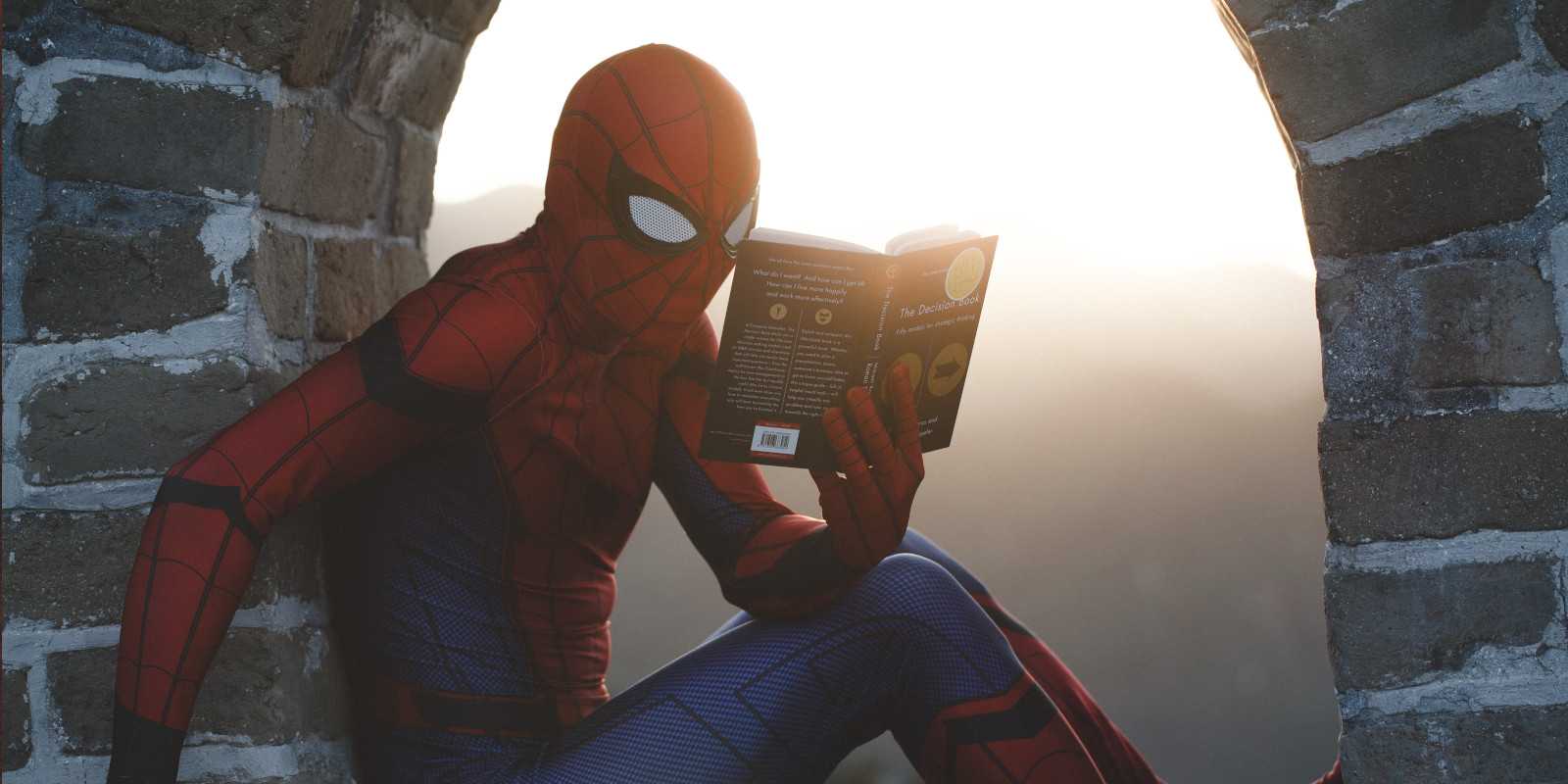 Spiderman reading